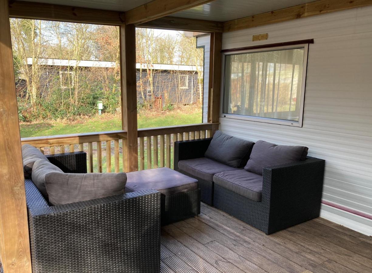 Vila Chalet 'T Rijsterbos Op Camping Met Zwembad! Exteriér fotografie